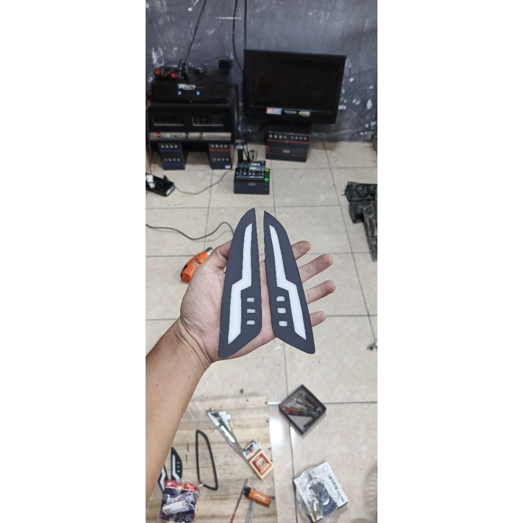 mika lazy vesmet sprint