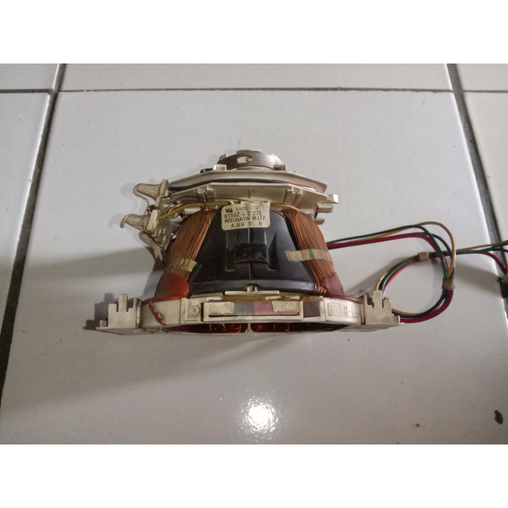 konde yoke tv 6150Z-1227E