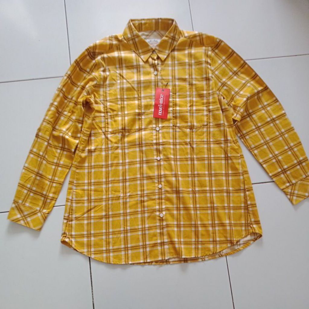 Preloved kemeja cewek NOVEL MICE