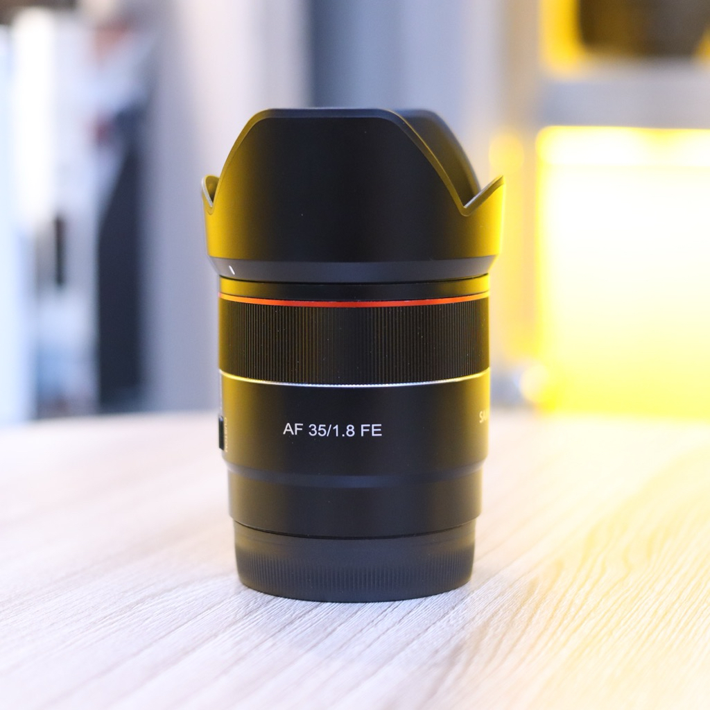 LENSA SAMYANG AF35MM F1.8 FOR SONY - LENSA SAMYANG AF35MM F1.8 FOR SONY