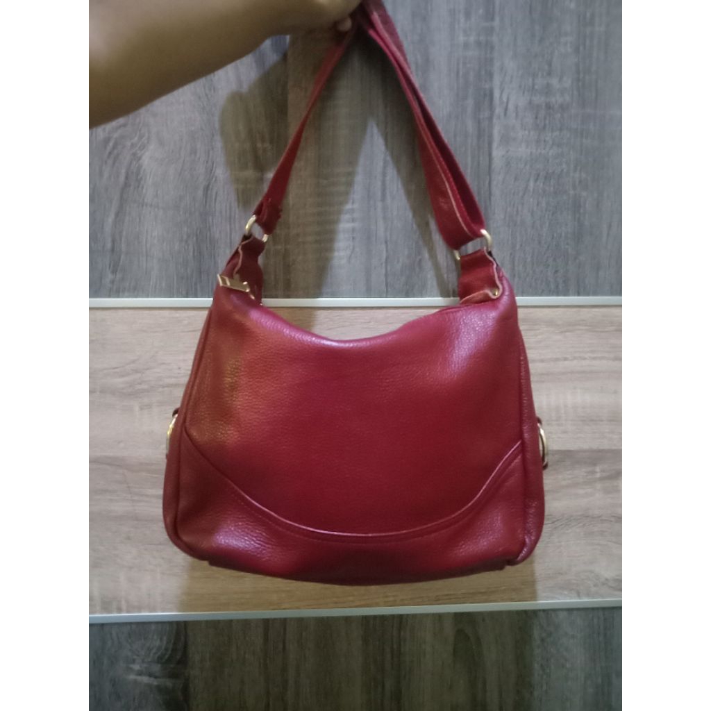 tas shoulder bisa sling  kulit asli merah preloved