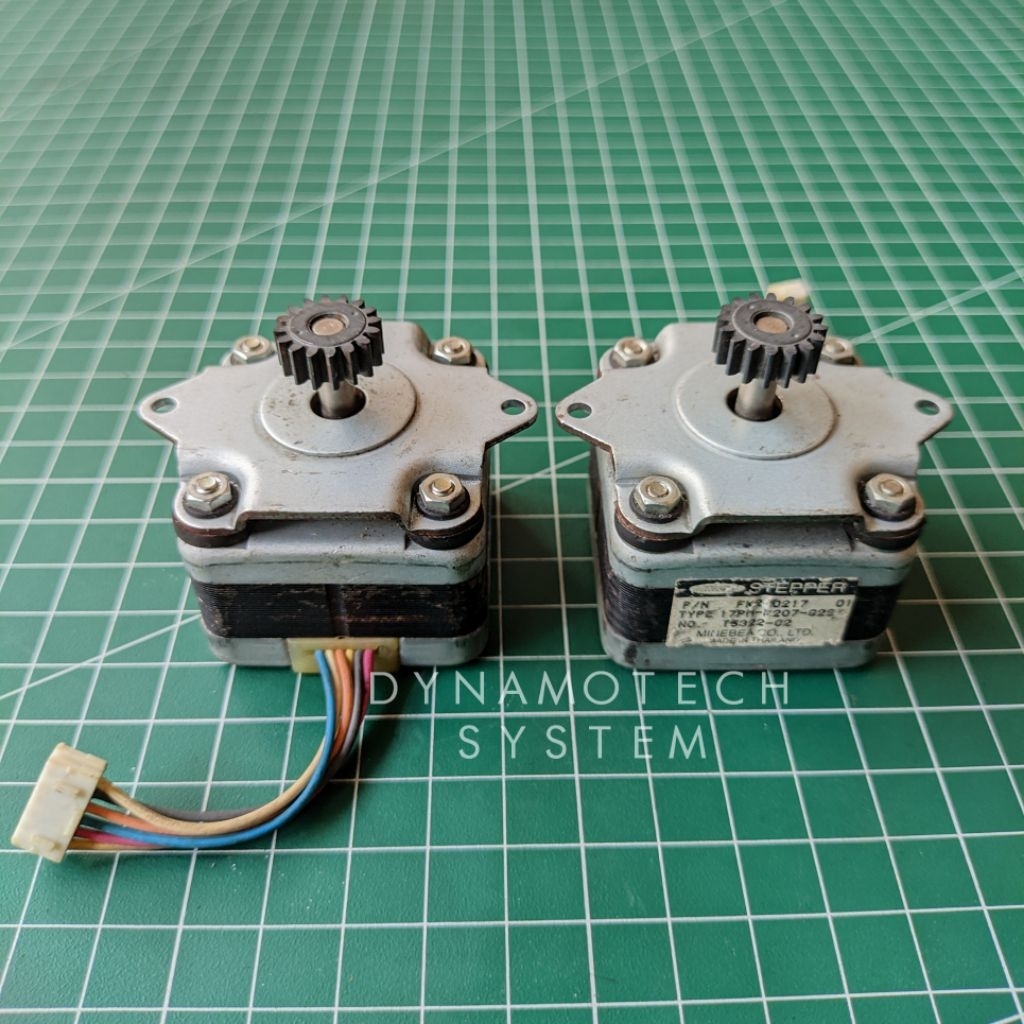 Stepper Motor Minebea 17PM-K207-G2ST Original Bekas Mesin CNC/Printer