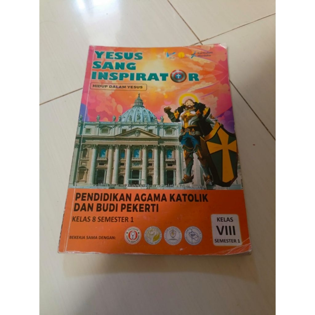 Buku pelajaran agama katolik kelas 8