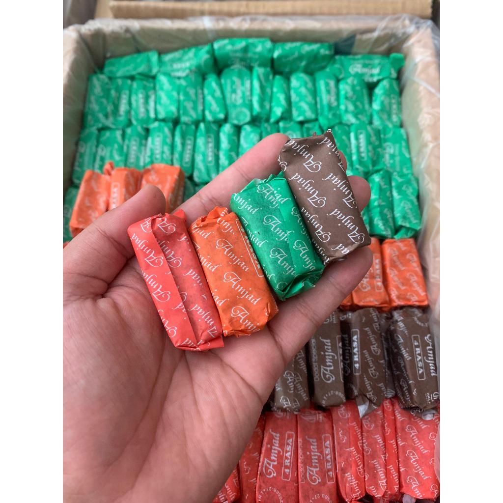 

Dodol Garut aneka rasa durian coklat pandan strawberry mix satuan 15-20gr