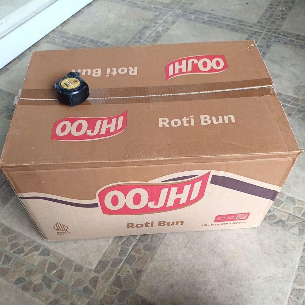 

Kardus dus box karton bekas roti OOJHI TITA dll ukuran besar 52x32x27cm