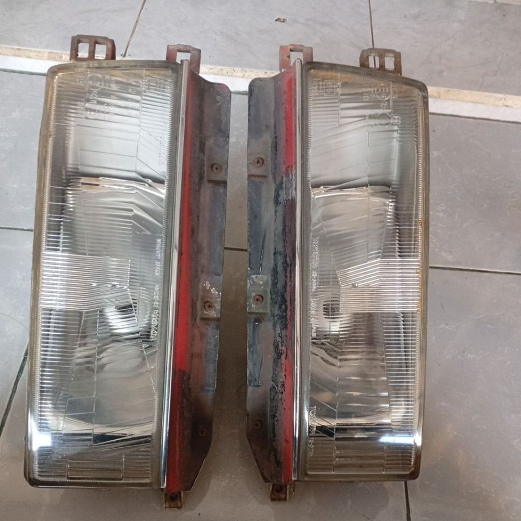 headlamp Corolla twincam liftback original