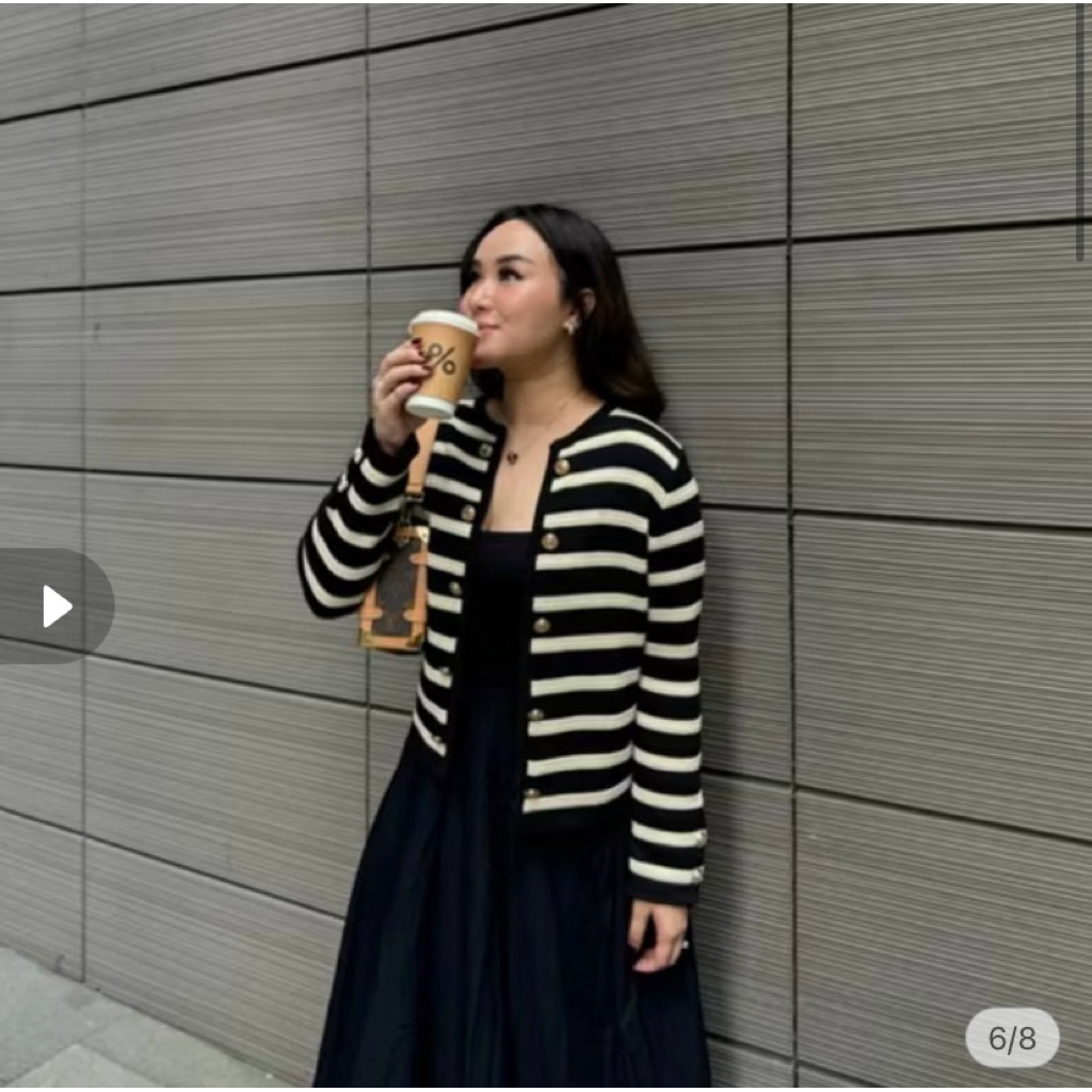 MonoMolly Cardigan/ Preloved