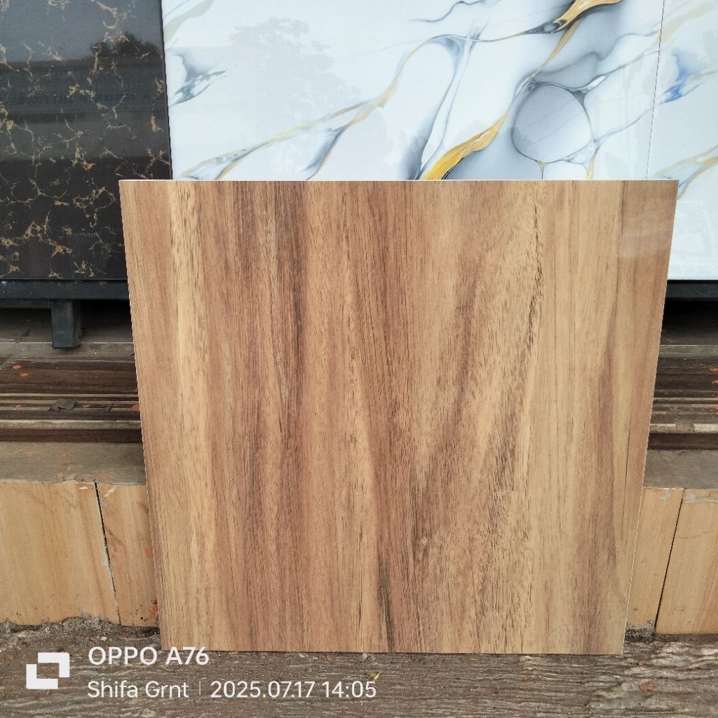 keramik lantai 50x50.Beech Wood/Sun.power