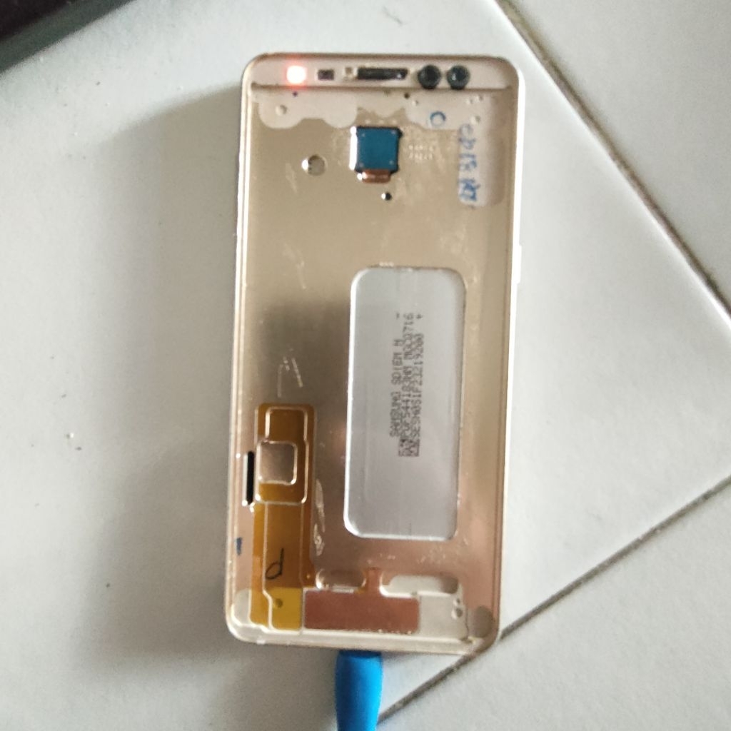 SAMSUNG A8 2018 MINUS LCD