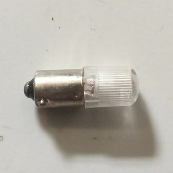 Lampu Senter B9 6.3V Indikator 220V