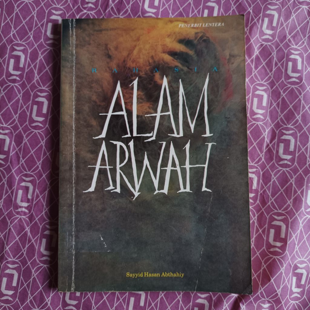 Buku Rahasia Alam Arwah