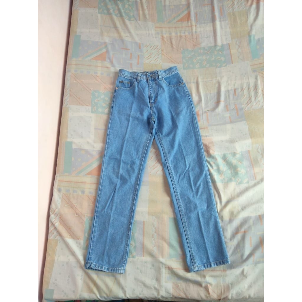 PRELOVED JEANS HIGH WAIST