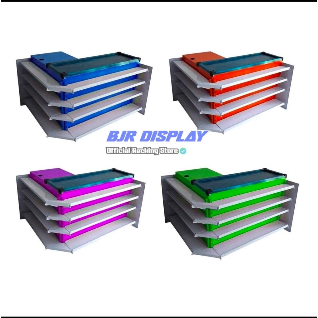 meja kasir L toko minimarket. swalayan atau supermarket