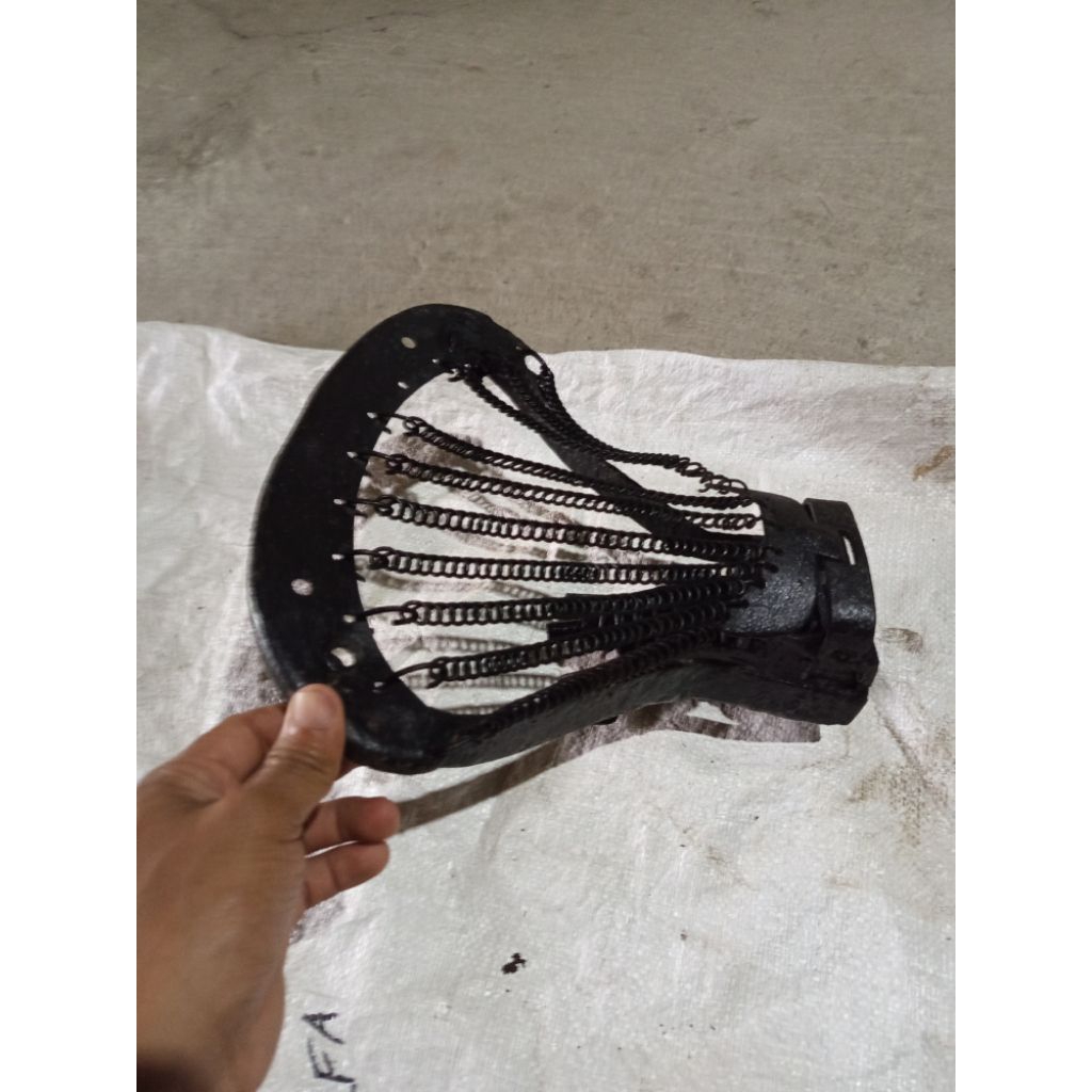 JOK DEPAN VESPA SUPER ORIGINAL. RANGKA JOK DEPAN VESPA SUPER/ SPRINT ORIGINAL