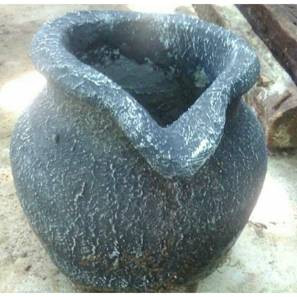 Air mancur kendi minimalis dekorasi kolam ikan