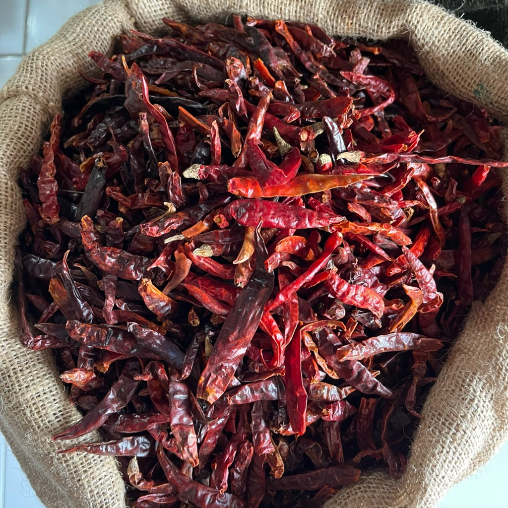 

Cabe Rawit Merah Kering Kemasan 1 kg