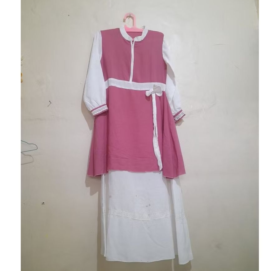 Gamis Aulia PL set Kerudung / Gamis set kerudung murah / Gamis Wolfis set kerudung / Gamis 2 warna  