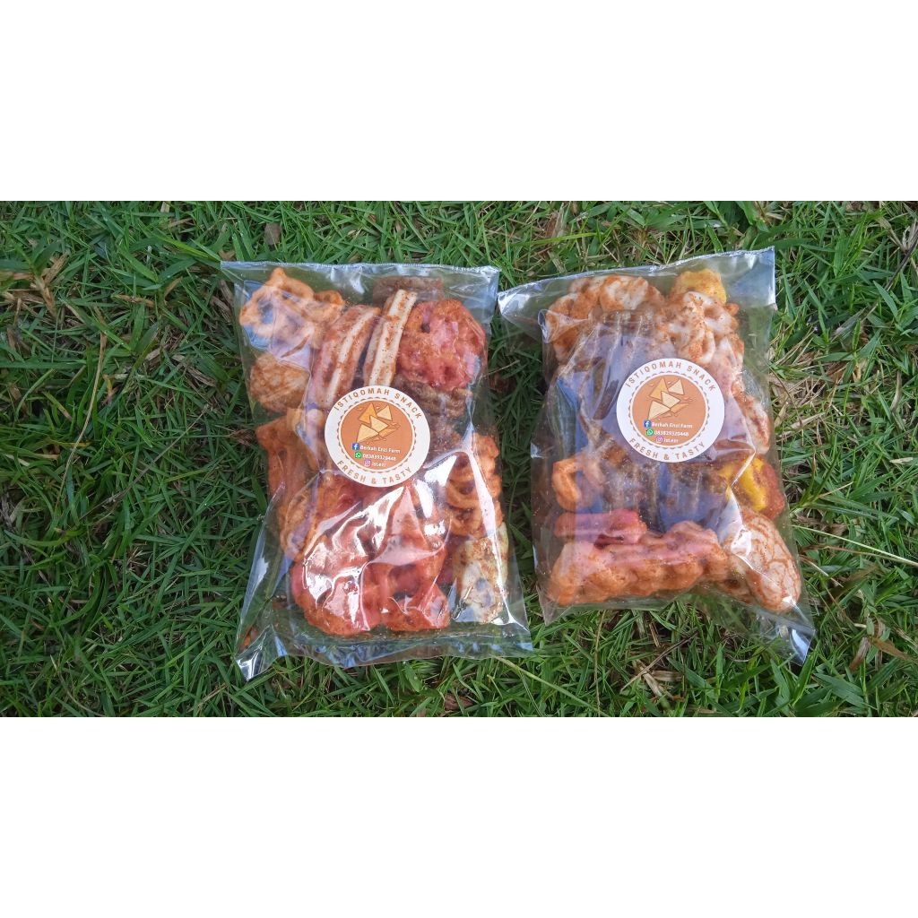 

Krupuk seblak mix/campur viral TERMURAH kemasan duaribuan gurih pedas enak untuk cemilan atau teman makan