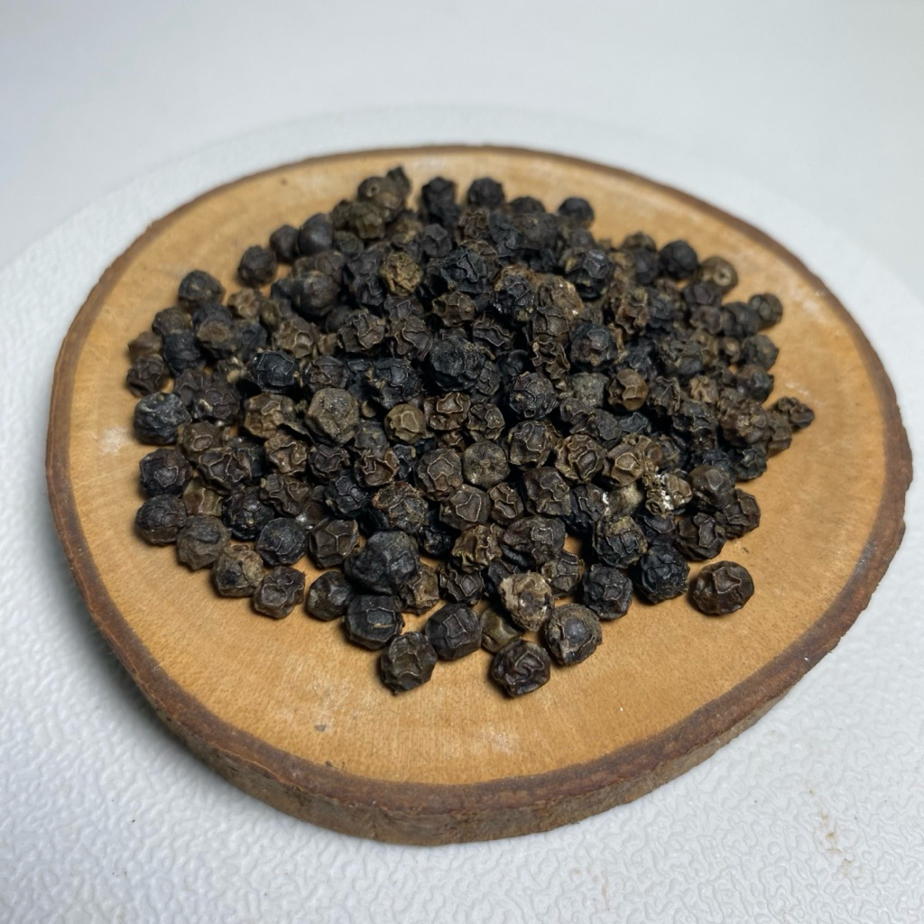 

Lada Hitam Kalimantan / Sahang Hitam / Merica Hitam / Blackpapper Asli Kalimantan