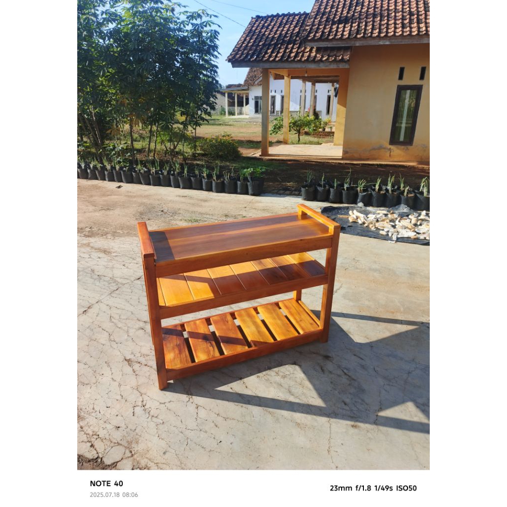 meja tv/rak tv 3 susun bahan kayu solid