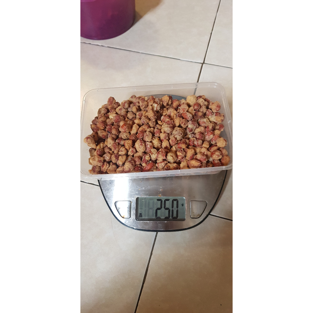 

Kacang Telur HOMEMADE NO PENGAWET 250gr