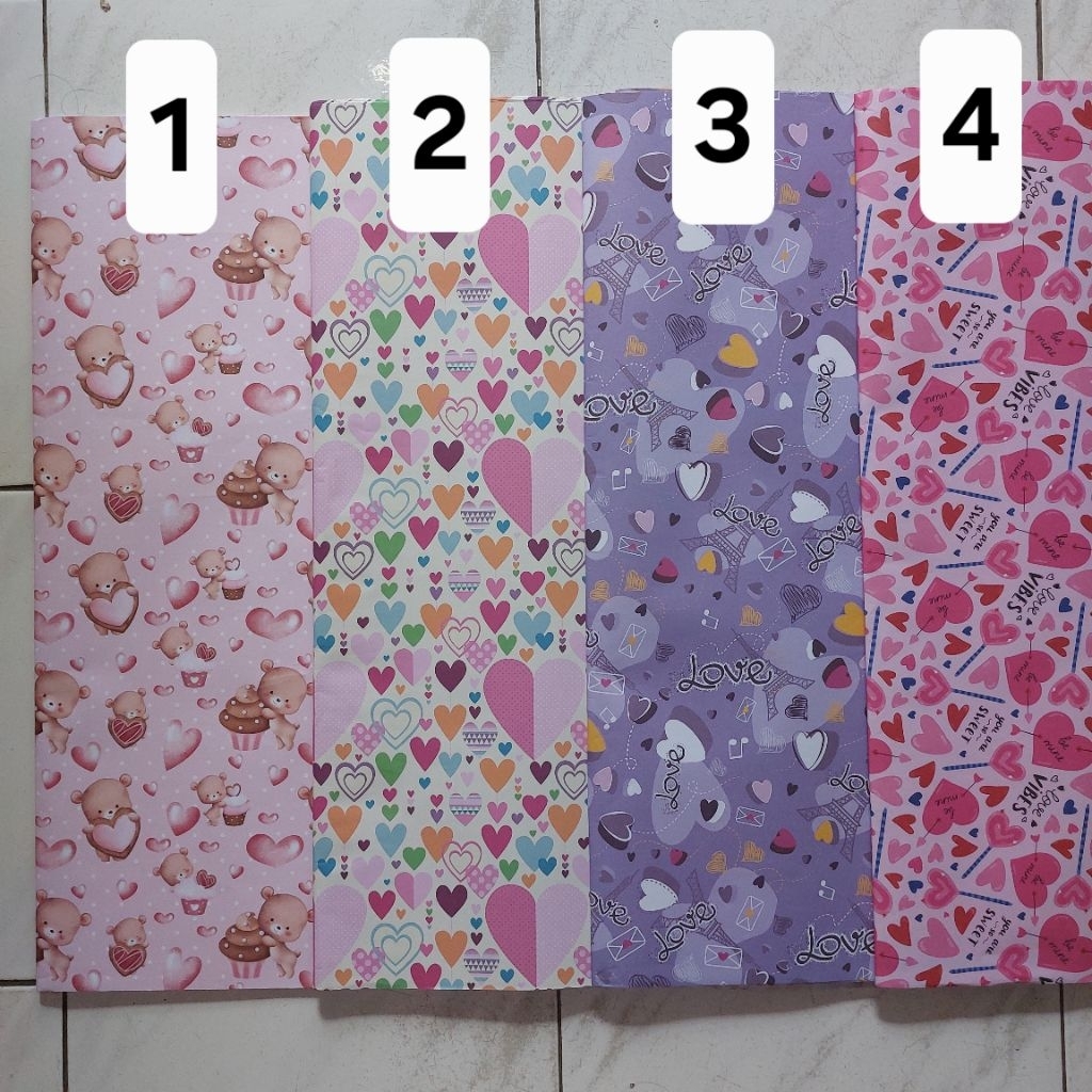 

Tambahan Kertas Kado dan Kartu Ucapan