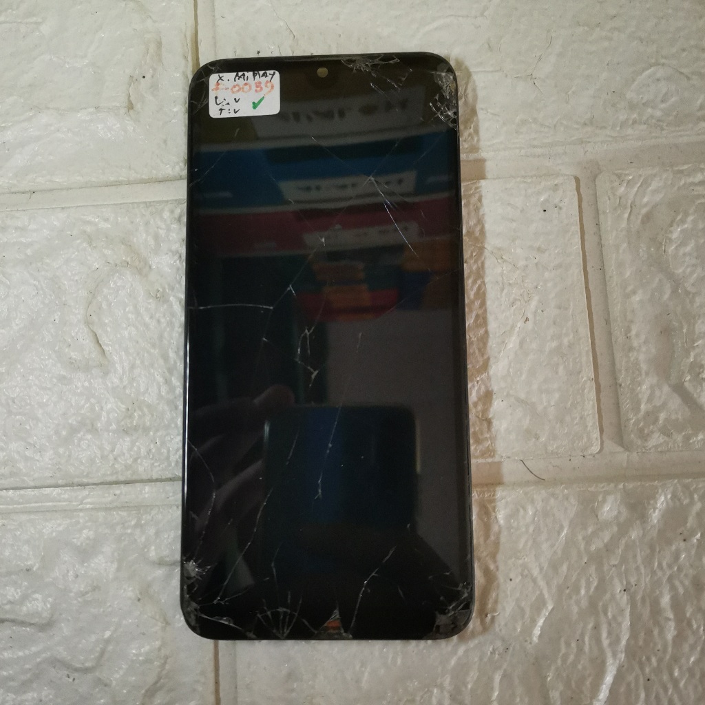 LCD Frame Xiaomi  Mi Play Copotan | Minus (Lihat Deskripsi) ABS