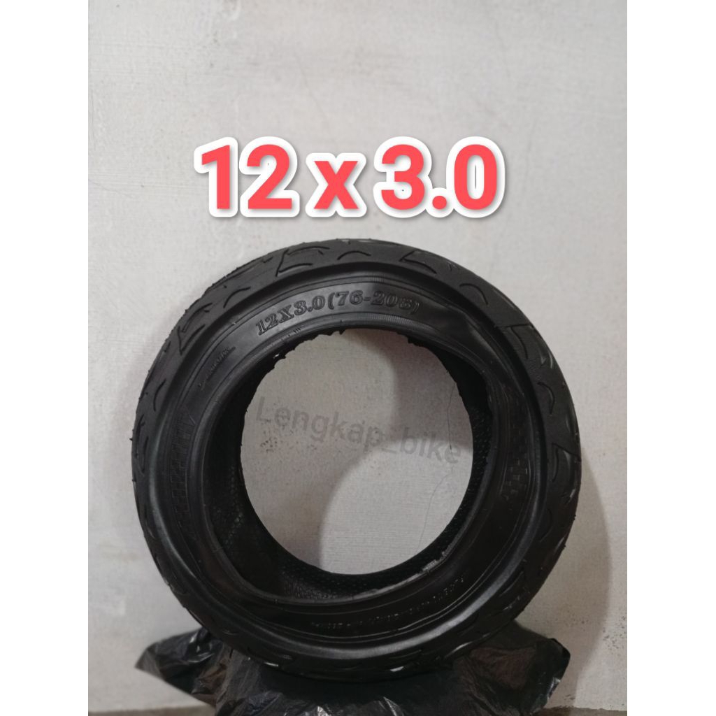 Ban Luar Sepeda 12 x 3.0 Jumbo BAN LUAR SEPEDA UKURAN 12 X 3.0 BAN LUAR 12X3.0