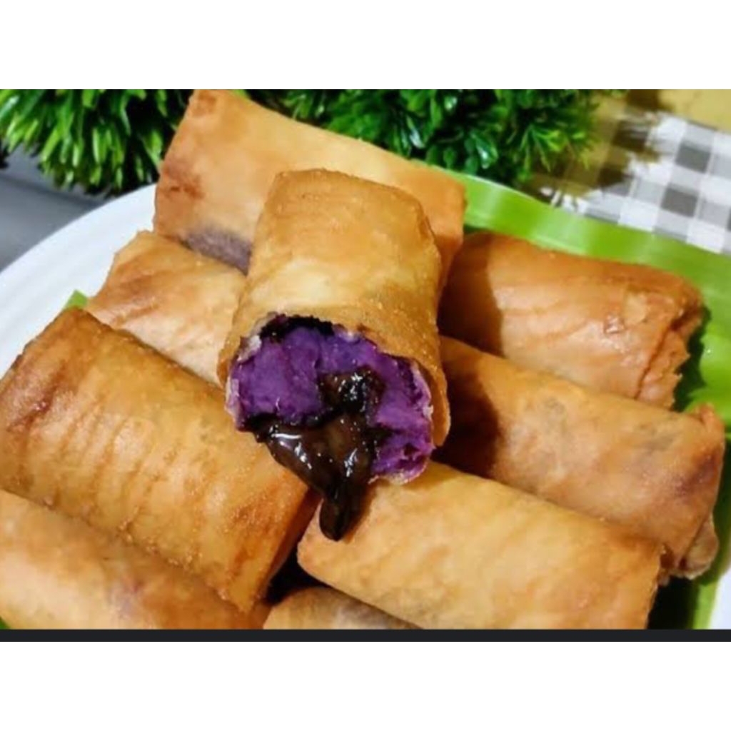 

Lumpia Ubi isi coklat