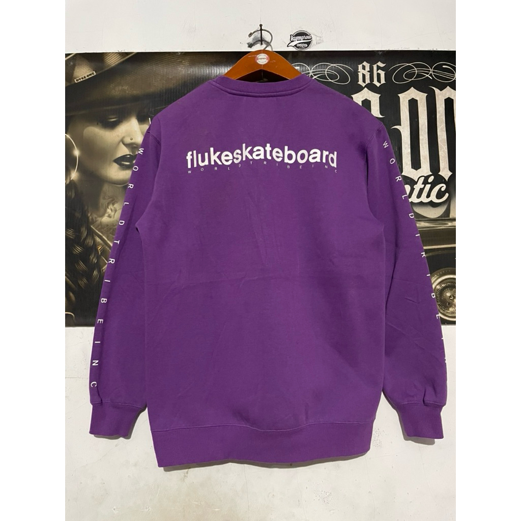 crewneck fluke skateboard