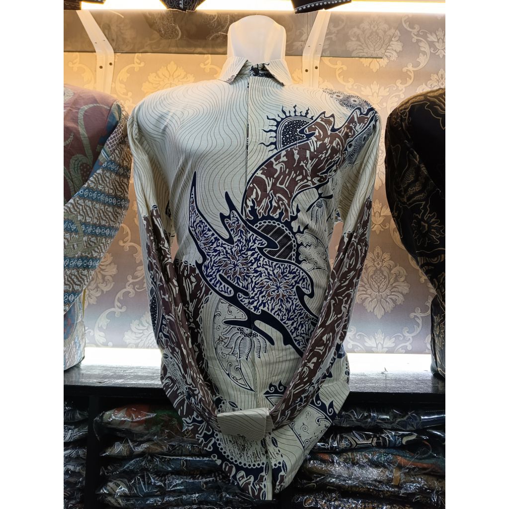 Baju batik lengan panjang warna hitam bahan katun prima lapis furing motif terbaru  batik anak muda 