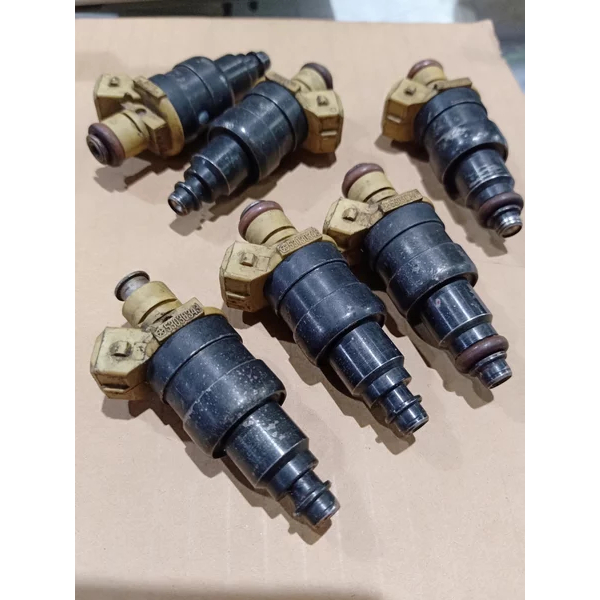 Nozzel Injector Jeep Cherokee XJ Country Grand Cherokee Wrangler YJ