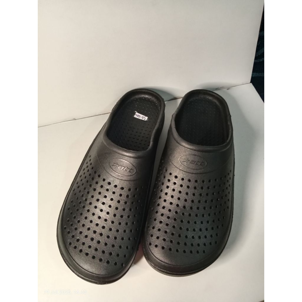 PRO ATT SANDAL, SEMI SEPATU PRIA, BISA UNISEX HITAM POLOS KARET DAN ANTI SLIP