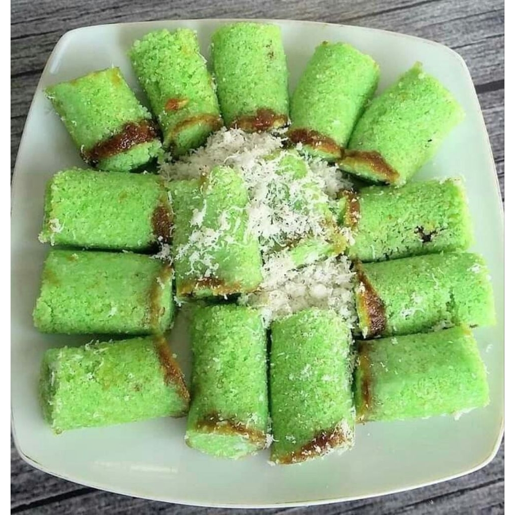 

kue putu bambu