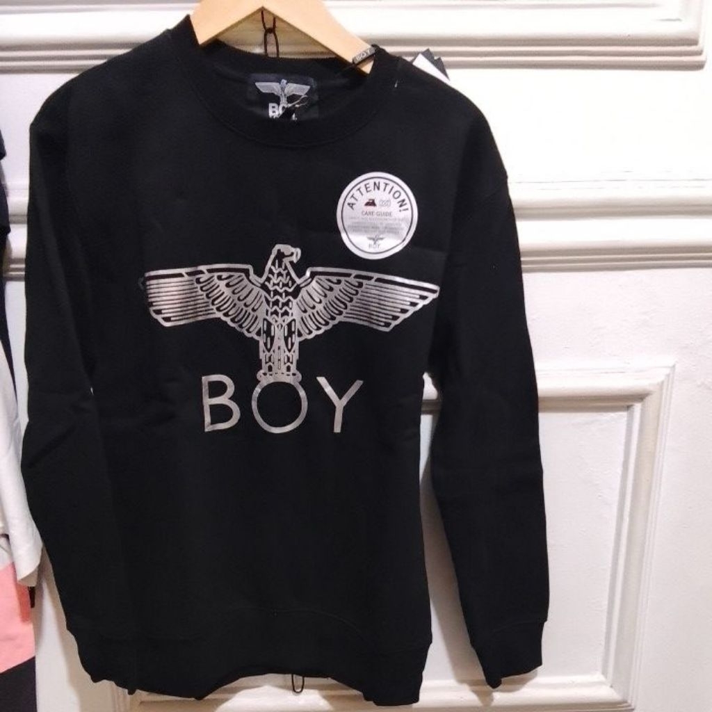 bnwt original boy London crewneck