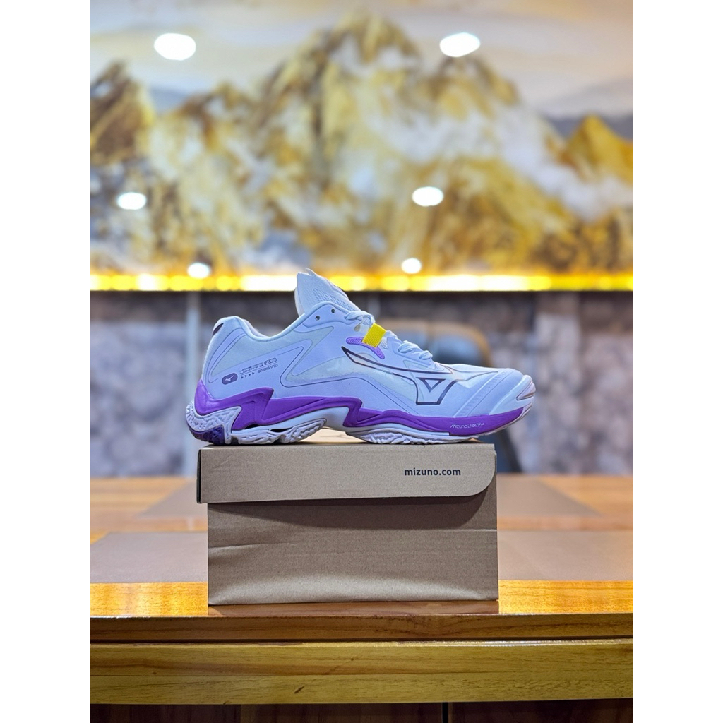 Sepatu Volly Wanita / Sepatu Mizuno Wlz8 / Sepatu Cewek Size 36 37 38 39 40 41