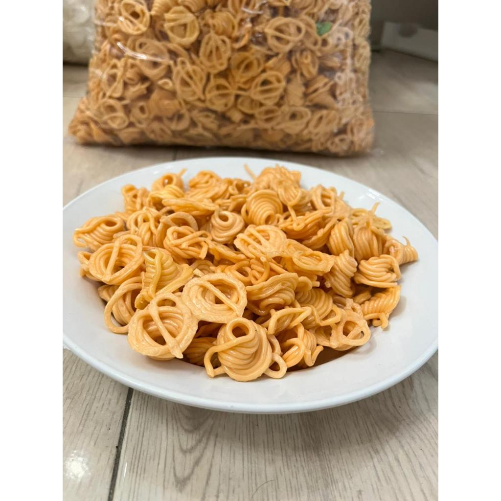 

Kerupuk Mentah Keong krriuk mantap I Kerupuk Keong Besar gurih I Kemasan repacking 250gr-1kg