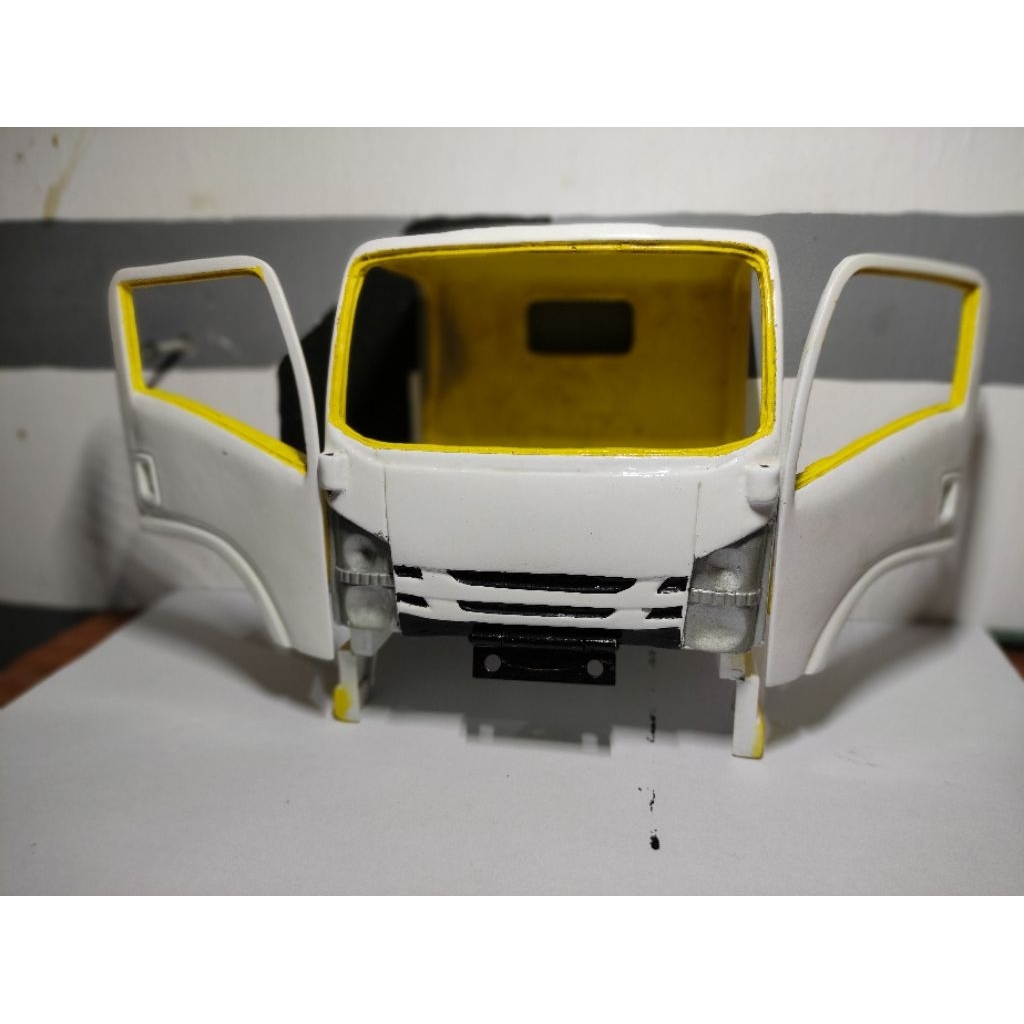 kabin miniatur truk giga skala 16 lebar 11,5cm