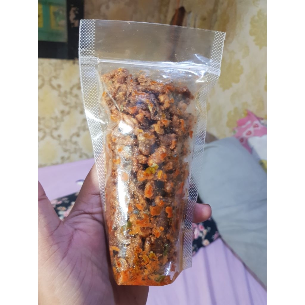 

Keripik usus crispy pedas daun jeruk 100gr