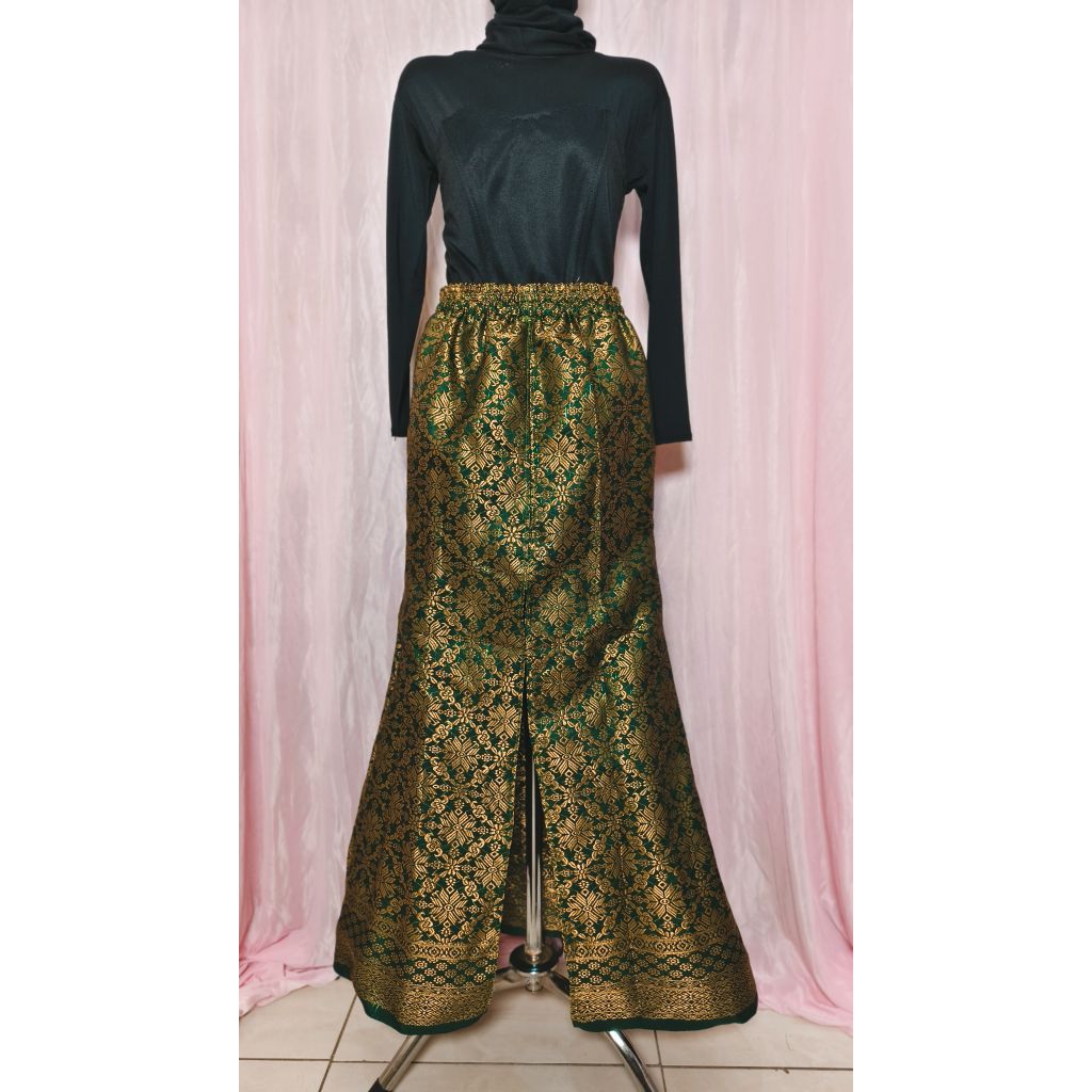 rok duyung karnaval. rok duyung songket, rok karnaval, kostum karnaval, maskot Karnaval