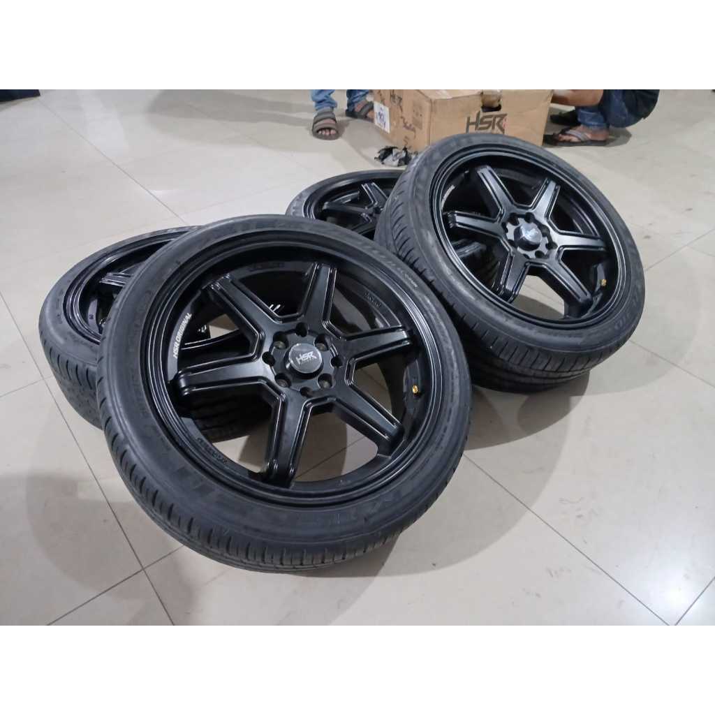 Promo Velg Mobil HsR Ring 17 Baut 4 + Ban Falken 205 45 R17 Bisa Mobilio Avanza City Yaris Jazz DLL