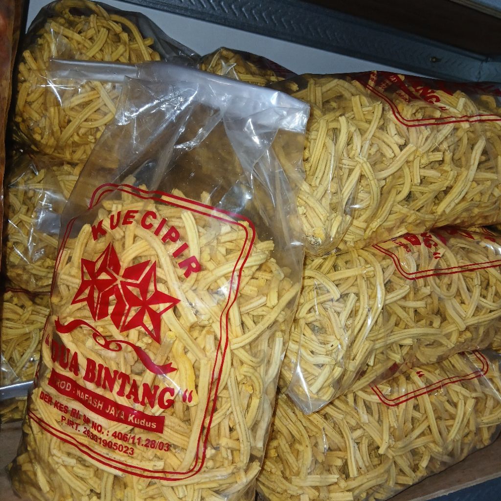 

RAHMAJAYA-SNACK KUE KECIPIR KUNING PANJANG TERENAK LEZAT MANTAB