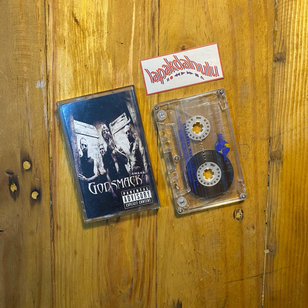 Kaset Pita Godsmack - Awake