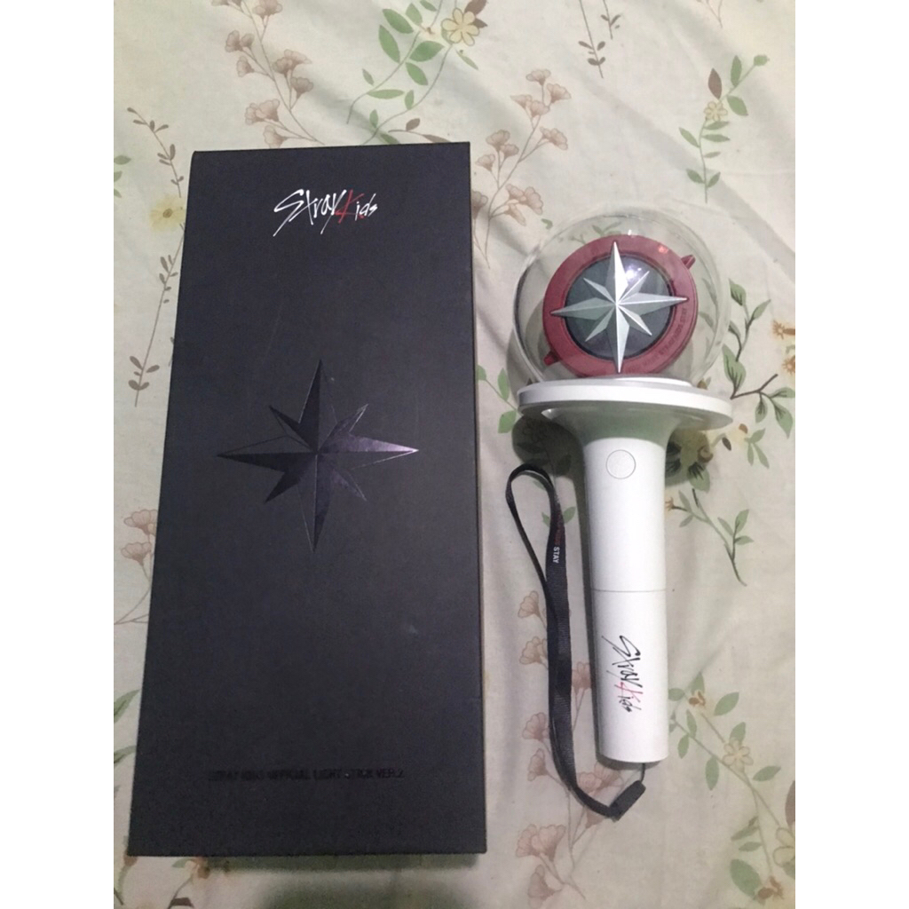 LIGHTSTICK STRAYKIDS VER.2 NACHIMBONG