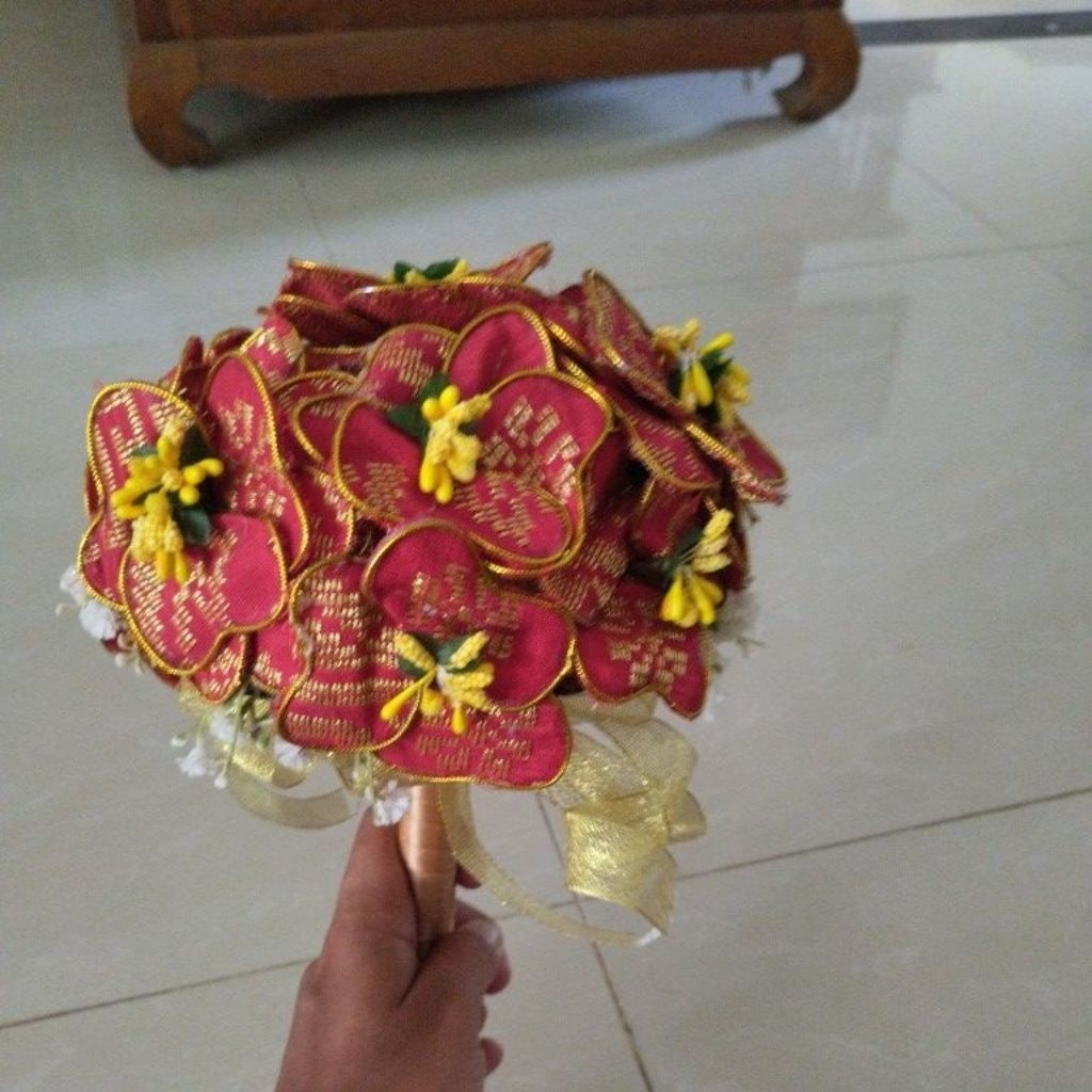 Buket Pengantin Melayu Songket Asli