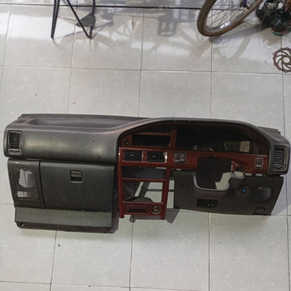 dashboard set Corolla twincam liftback