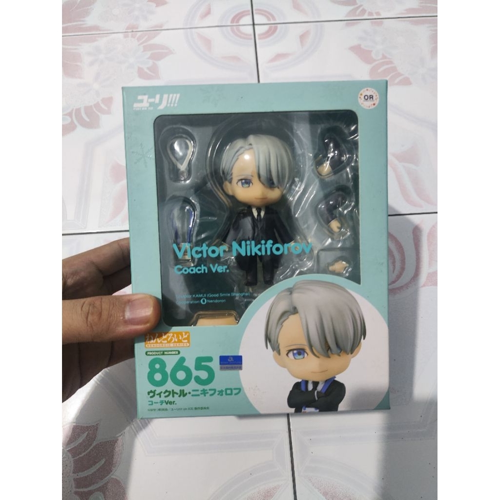 nendoroid victor nikiforov 865 coach ver version yuri on ice original