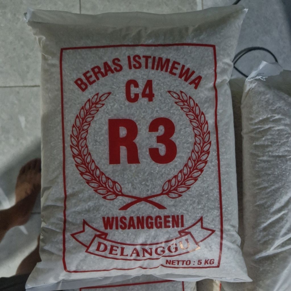 

Beras Premium langsung dari petani delanggu Kemasan 2,5 Kg