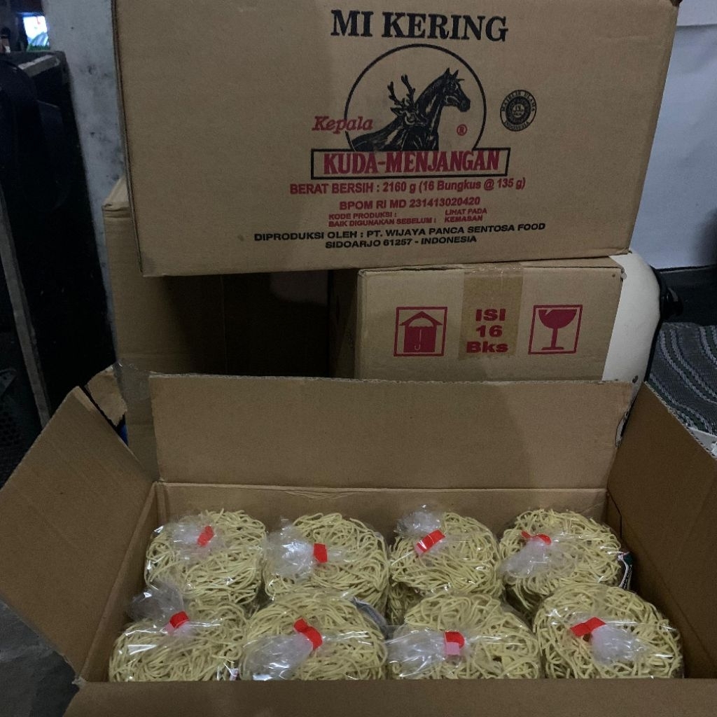 

1 DUS ISI 16 MIE KUDA MENJANGAN 135gr