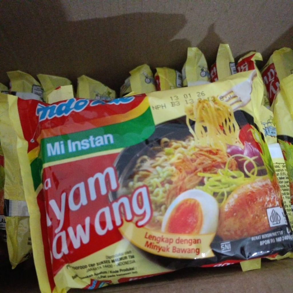 

grosir indomie ayam bawang 1 dus